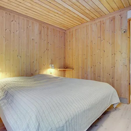 度假居 Robert - 250m From The Sea By Interhome